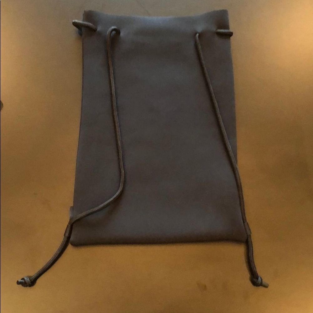 Triangl Backpack - Picture 2 of 2